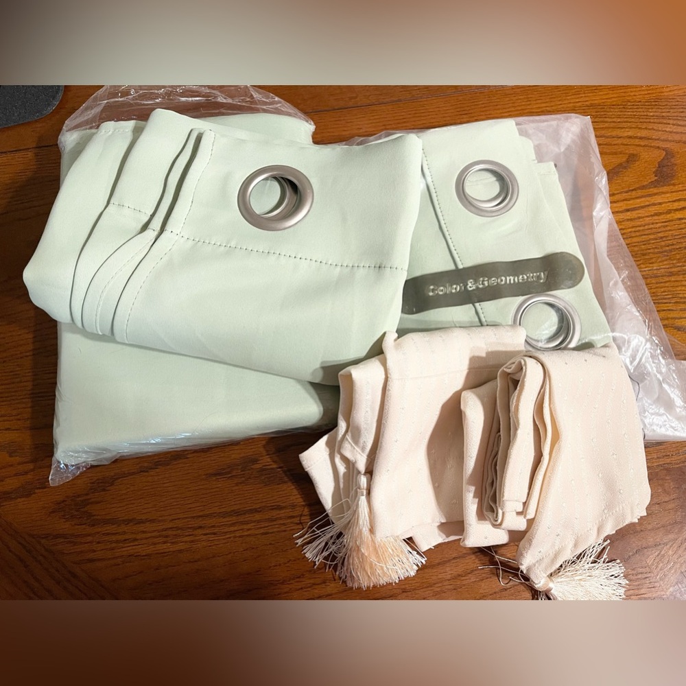 Curtains 4 Panels Wexley Home Grommet Panel Pair Each 36" x 84"  Green NWOT